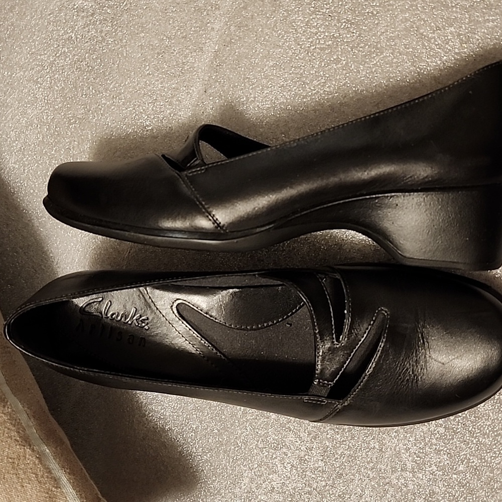 Clarks Women's Black Leather  Lea Hall II Style 74685 ladies size 7.5